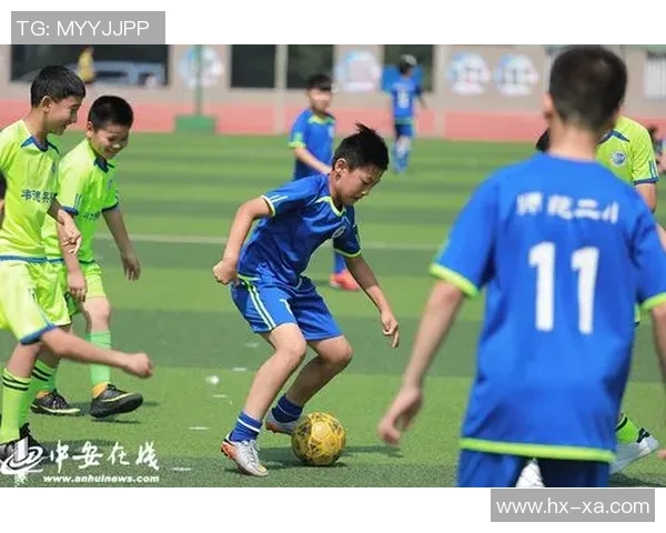 男孩追星梦实现足球明星亲笔签名感动瞬间分享 男孩追星梦实现足球明星亲笔签名感动瞬间分享